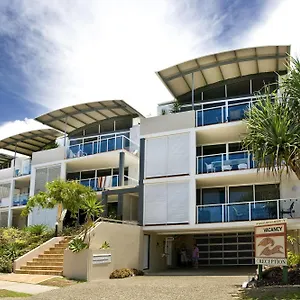 aqua-promenade-beachfront-apartments.hotelssunshinecoast.net/